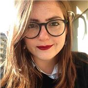 madrelingua italiana, insegna sia italiano, inglese e francese per la città di Palermo